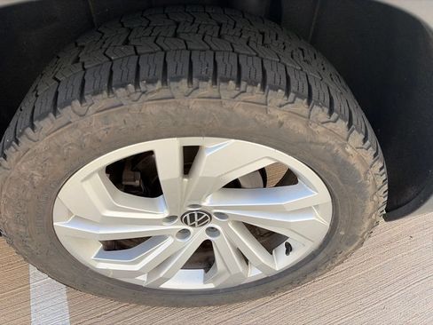 Used 2021 Volkswagen Atlas SE FWD image 14