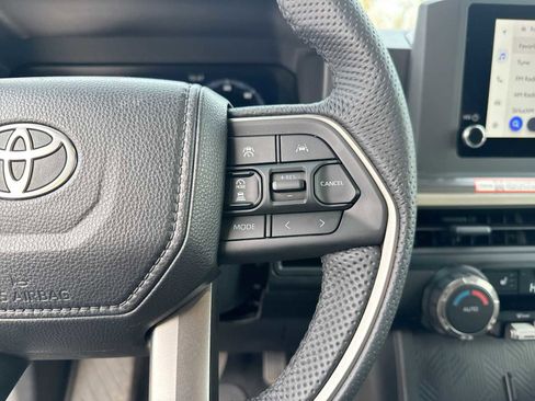 Used 2026 Toyota Tacoma TRD Off-Road image 25