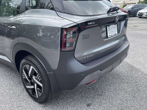New 2026 Nissan Kicks SV w/ Cold Weather Package FWD image 9