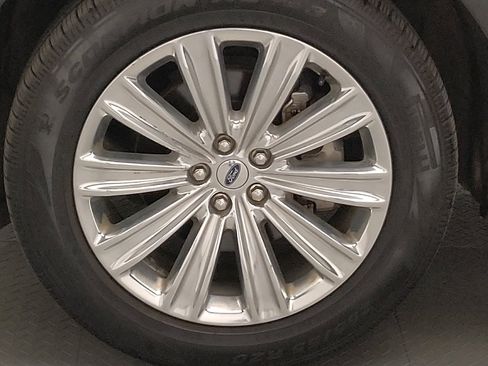 Used 2020 Ford Explorer Limited AWD/4WD image 31