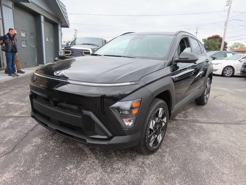 Used 2025 Hyundai Kona SEL AWD/4WD image 50