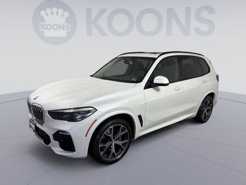 Used 2021 BMW X5 xDrive40i w/ M Sport Package image 1