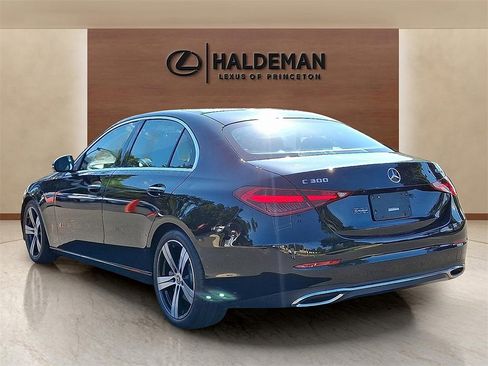 Used 2022 Mercedes-Benz C 300 4MATIC Sedan image 4