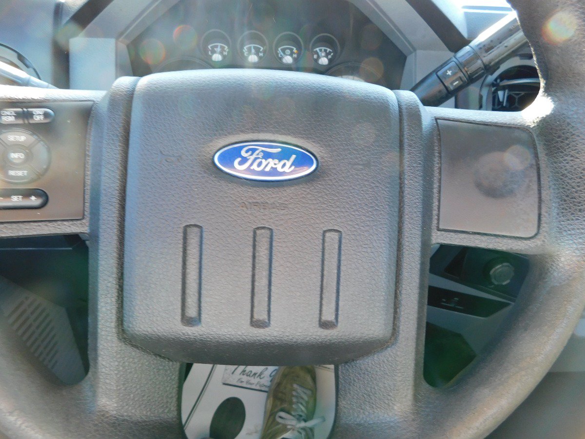 Used 2015 Ford F250 XL w/ Power Equipment Group RWD image 21