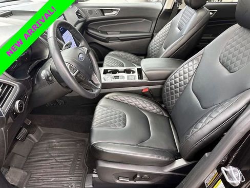 Certified 2024 Ford Edge Titanium image 12
