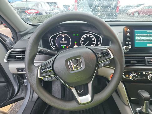 Used 2019 Honda Accord EX image 13