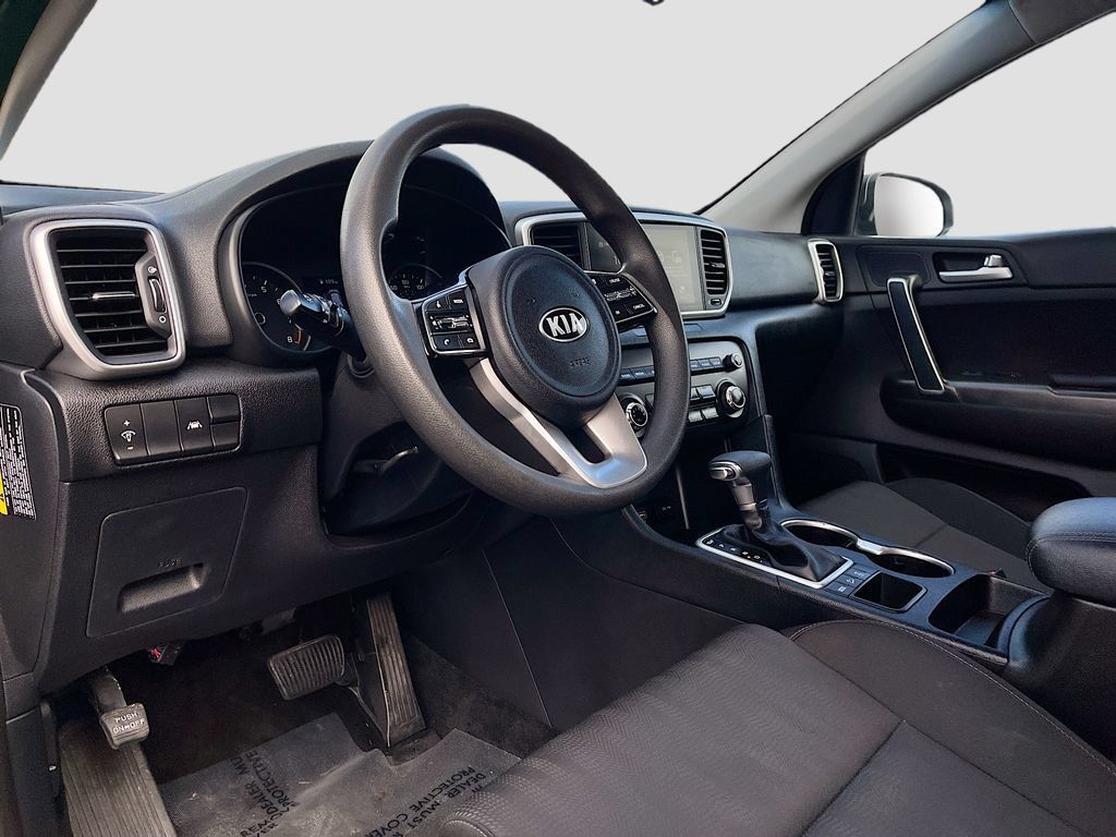 Used 2022 Kia Sportage LX AWD/4WD image 9