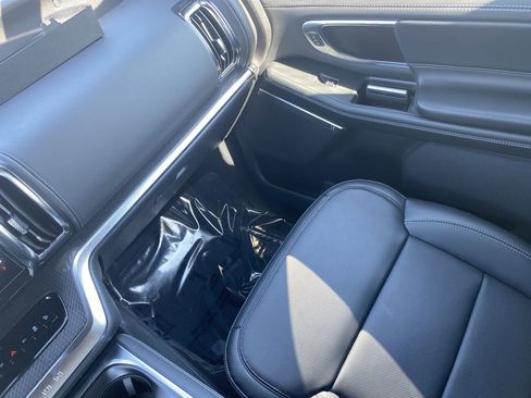 New 2026 Ford Expedition Max Platinum image 15