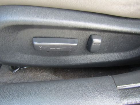 Used 2017 Honda Civic EX-L image 17