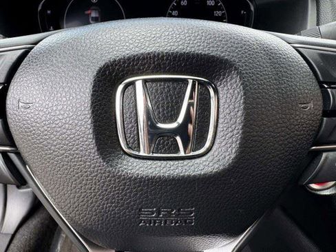 Used 2018 Honda Accord Sport image 29