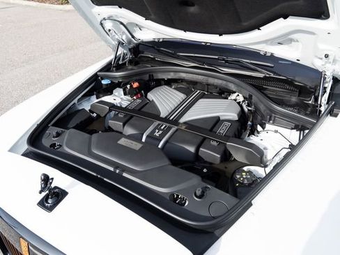 Used 2023 Rolls-Royce Cullinan w/ Cullinan Package image 48