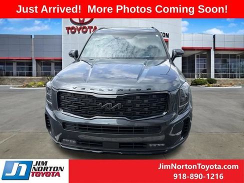 Used 2022 Kia Telluride SX w/ SX Prestige Package AWD/4WD image 2