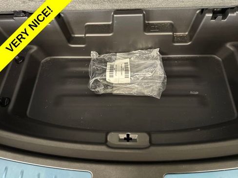Used 2022 Buick Enclave Avenir w/ Avenir Technology Package AWD/4WD image 33
