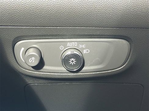 Used 2024 Buick Encore GX Sport Touring image 23