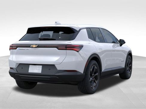New 2026 Chevrolet Equinox EV LT image 5