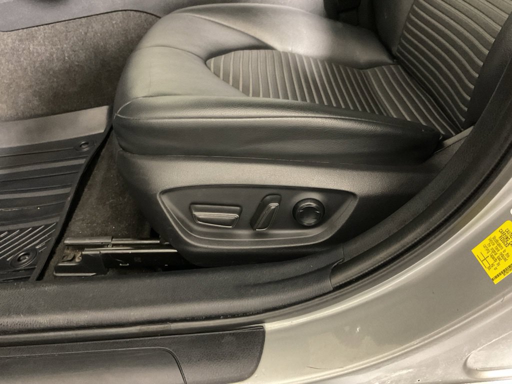 Used 2021 Toyota Camry SE FWD image 20
