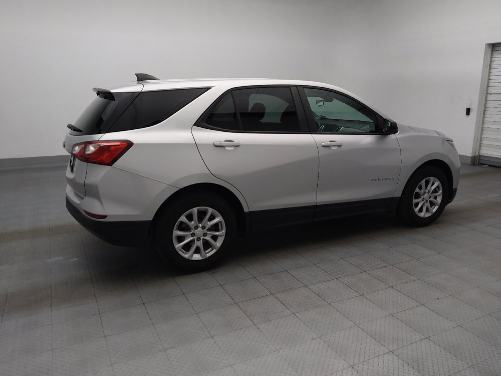 Used 2020 Chevrolet Equinox LS w/ LPO, Cargo Package FWD image 10