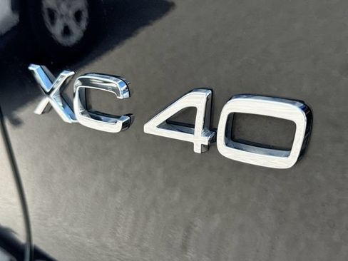 Used 2023 Volvo XC40 Recharge Ultimate w/ Protection Package Premier AWD/4WD image 32