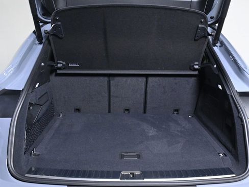 Used 2026 Porsche Cayenne E-Hybrid Coupe image 23