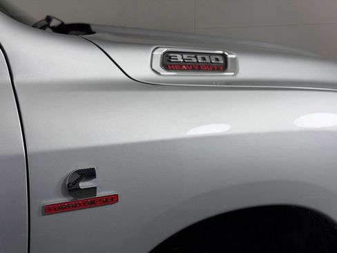 Used 2026 RAM 3500 Tradesman AWD/4WD image 5