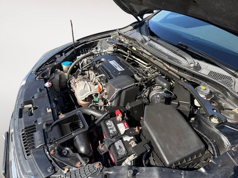 Used 2014 Honda Accord Sport image 27