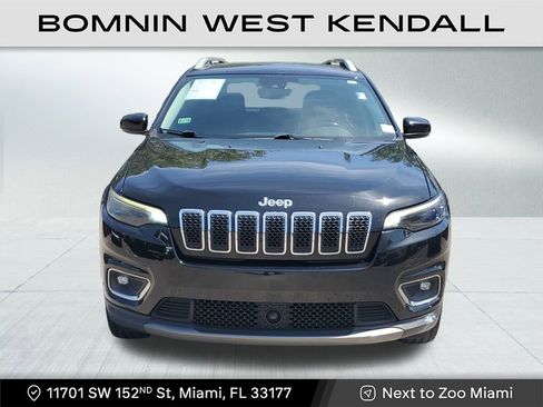 Used 2019 Jeep Cherokee Limited w/ Luxury Group image 2