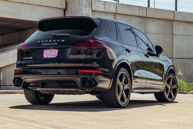 Used 2016 Porsche Cayenne Turbo AWD/4WD image 48