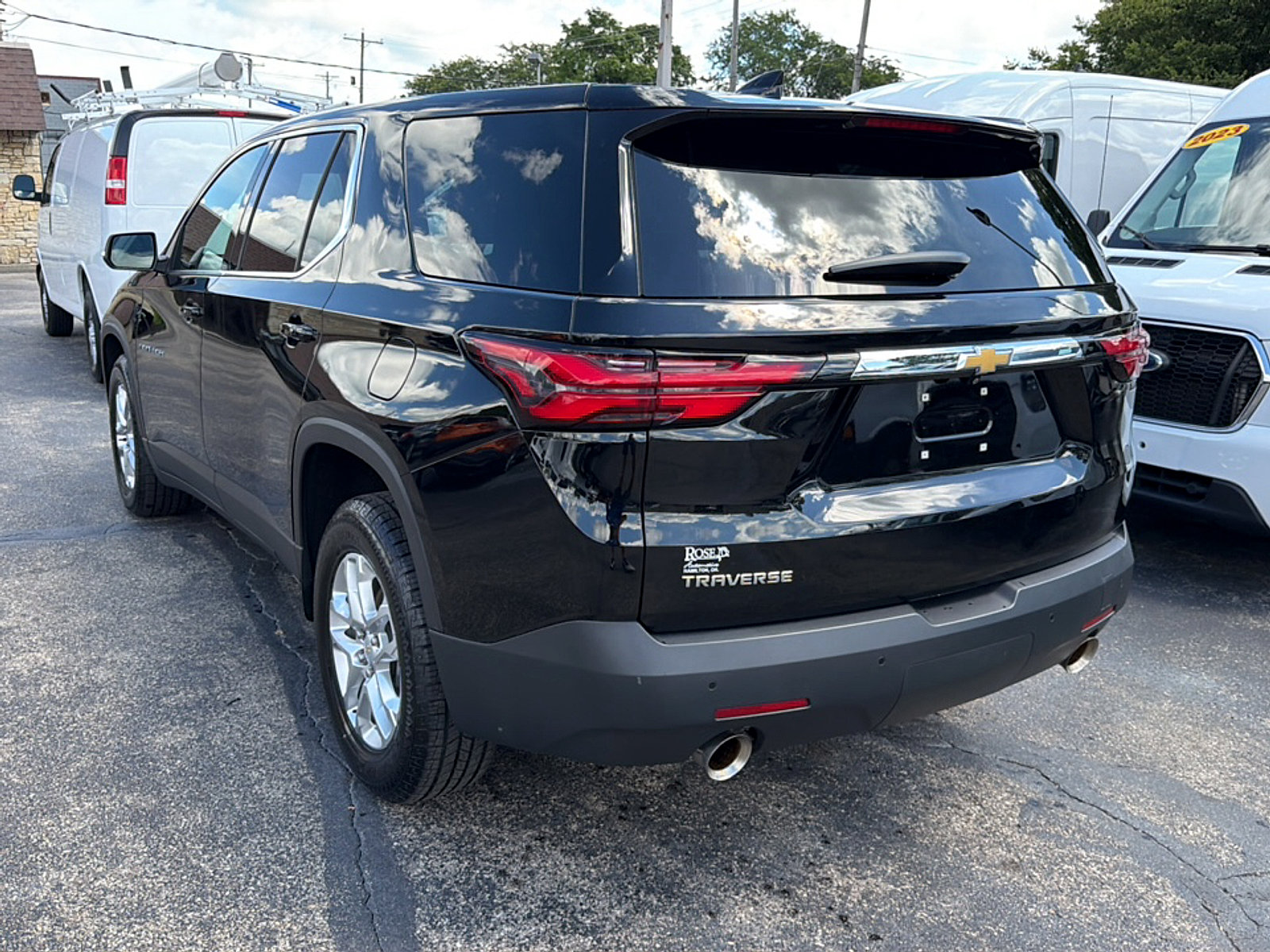 Used 2022 Chevrolet Traverse LS FWD image 5