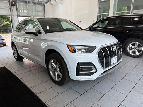 Used 2023 Audi Q5 2.0T Premium w/ Convenience Package AWD/4WD image 5