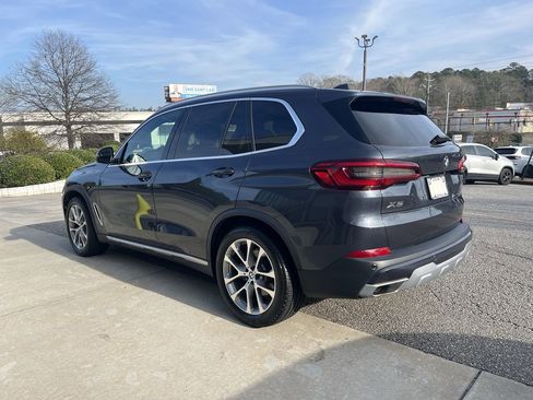 Used 2019 BMW X5 xDrive40i w/ Premium Package 2 image 6