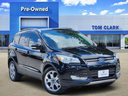 Used 2016 Ford Escape Titanium FWD image 1
