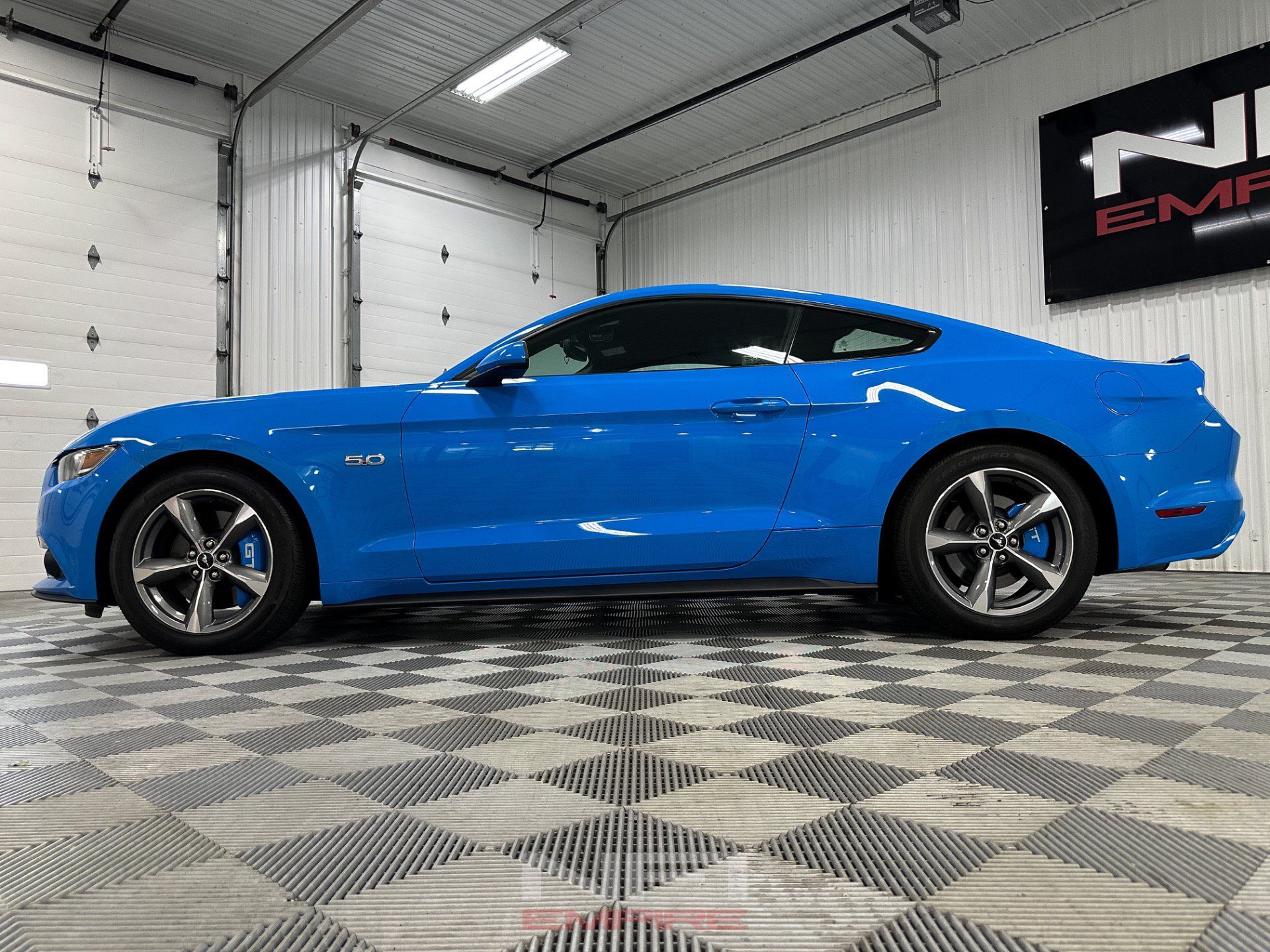Used 2017 Ford Mustang GT RWD image 11