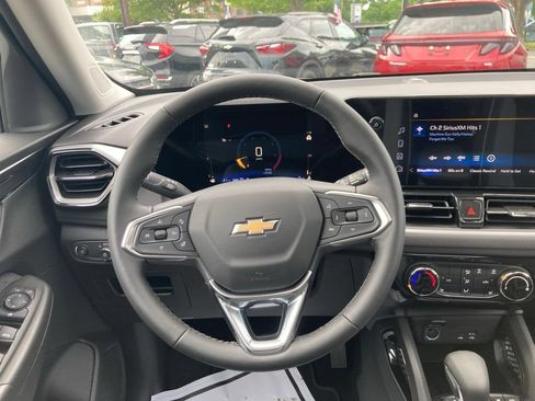 New 2026 Chevrolet TrailBlazer LT w/ LT Cold Weather Package AWD/4WD image 7