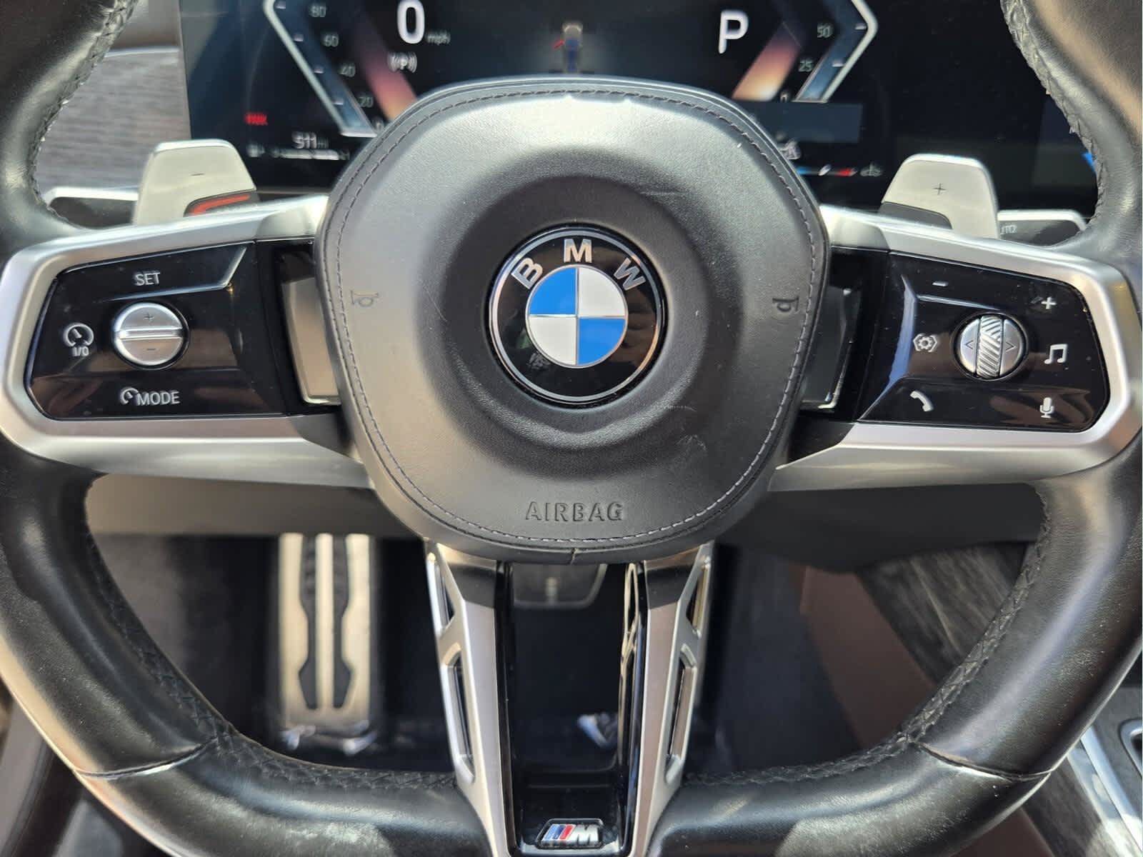 Used 2023 BMW 740i w/ Parking Assistance Package RWD image 27