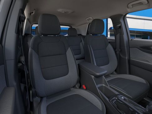 New 2026 Chevrolet TrailBlazer LT w/ Convenience Package FWD image 16
