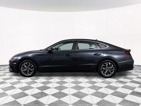 Used 2022 Hyundai Sonata SEL w/ Winter Weather Package image 11