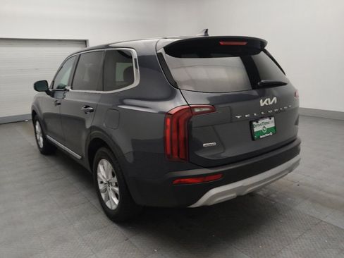 Used 2022 Kia Telluride LX AWD/4WD image 5