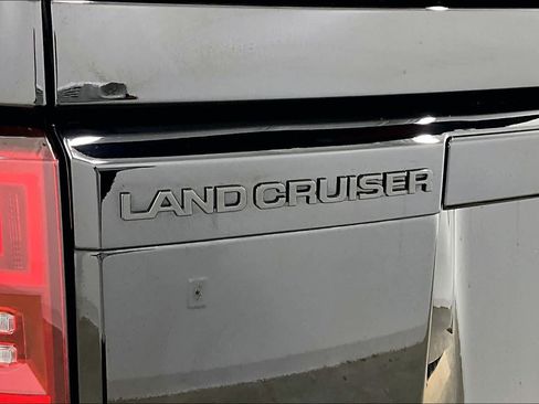 Used 2025 Toyota Land Cruiser w/ Premium Package AWD/4WD image 31