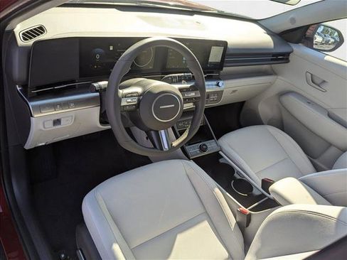 New 2025 Hyundai Kona SEL image 3