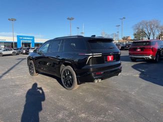 New 2026 Chevrolet Traverse RS w/ LPO, Floor Liner Package video 3