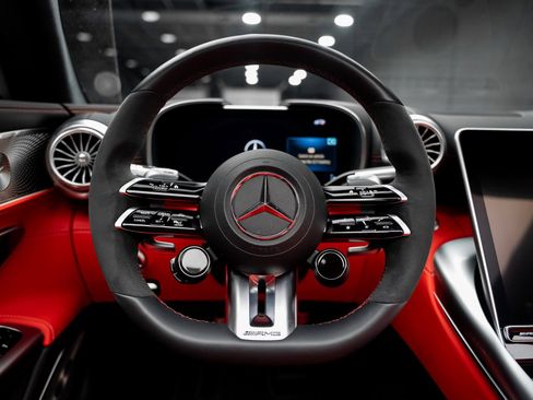 Used 2022 Mercedes-Benz SL 63 AMG 4MATIC image 47