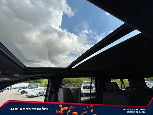 New 2026 GMC Yukon XL Denali w/ Denali Reserve Package AWD/4WD image 36