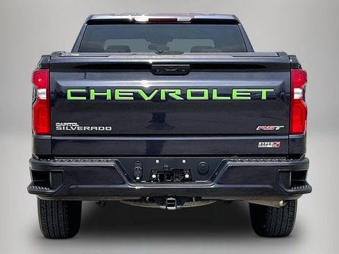 Used 2022 Chevrolet Silverado 1500 RST RWD image 6