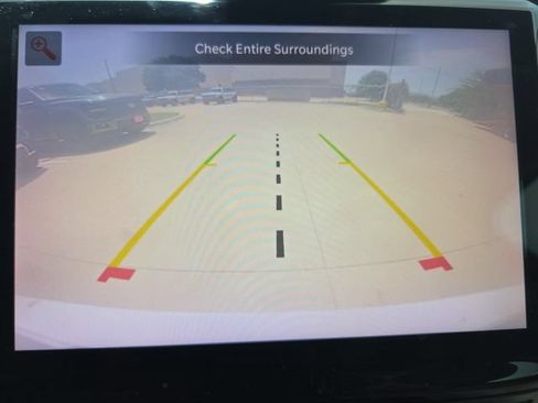 Used 2022 Jeep Grand Cherokee L Limited RWD image 13