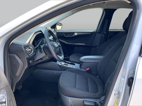 Used 2025 Ford Escape Active AWD/4WD image 8