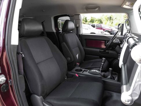 Used 2007 Toyota FJ Cruiser 4WD image 30