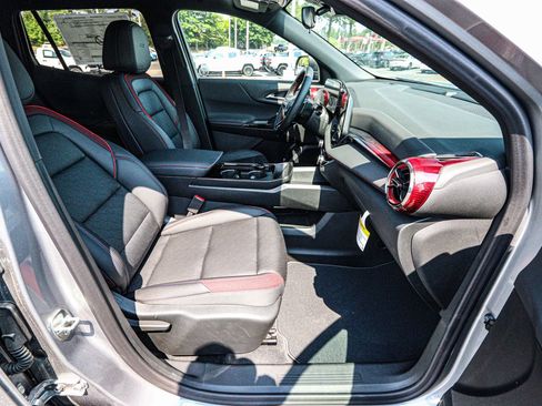 New 2026 Chevrolet Equinox RS image 19