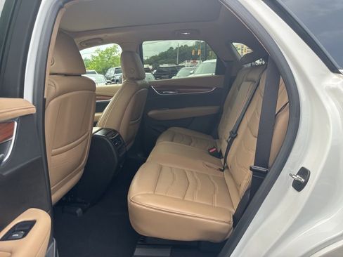 Used 2018 Cadillac XT5 Platinum w/ Driver Assist Package AWD/4WD image 25