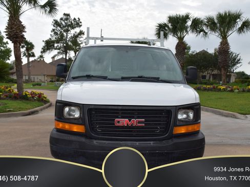 Used 2016 GMC Savana 2500 RWD image 2