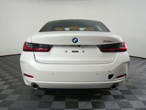 New 2026 BMW 330i Sedan w/ Premium Package image 4